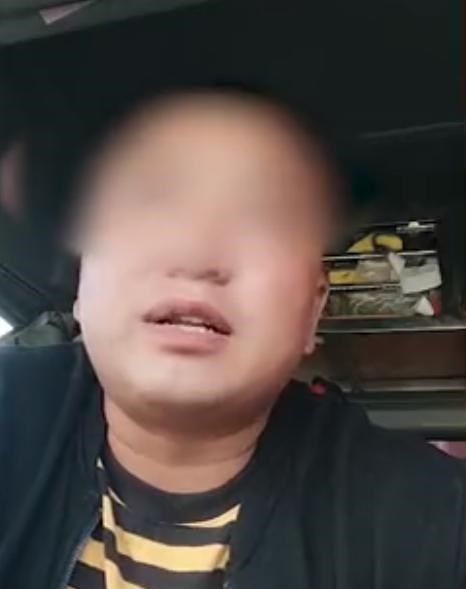 王者丁小鱼 江苏南京：司机拉一车莴笋走绿通，收费员称莴笋没叶子不能免费