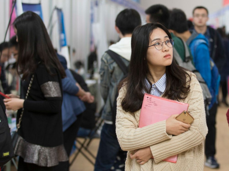 大学生|工作多年后才发现,大学毕业走校招和社招的差距,选错悔不当初