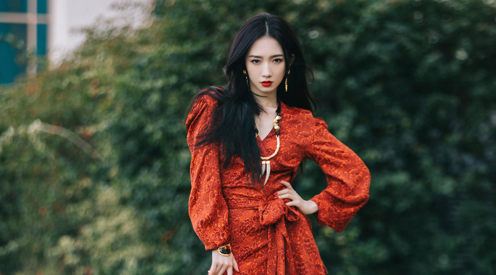 育妈计|《天官赐福》疑似已开机，谢怜花城人选还好，看到配角阵容沦陷了