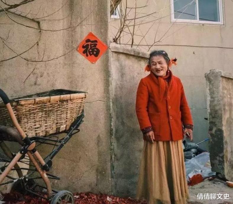 倩倩聊文史 拾荒老人刘培麟20年还债18万，债务还清后：我对得起这个世界