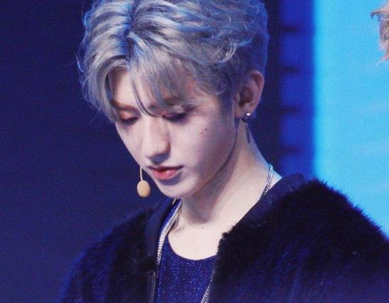 肖战|被公关了?汪海林贬低肖战,却为蔡徐坤鸣不平:粉丝没什么攻击性