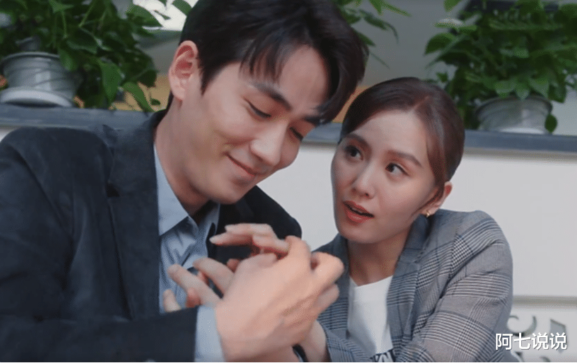 朱一龙|朱一龙：跑龙套10年终成顶流，他比很多演员都活得清醒和通透