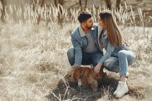 情感说心事|一个男人爱不爱你,表现真的很明显