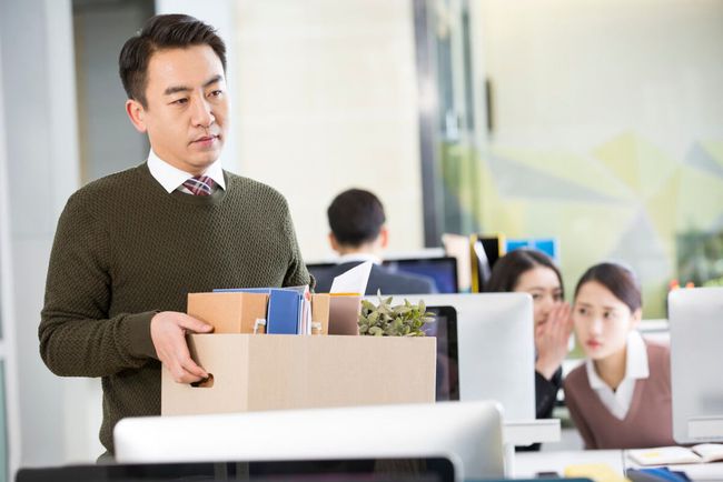 事业单位|朋友求介绍工作,让他进我们公司做人事,他入职后竟然开除了我