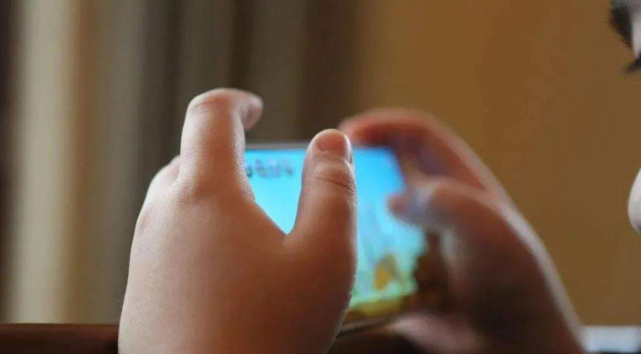 王者荣耀|央媒再次炮轰王者荣耀，腾讯无奈公布“狠厉”禁令，作者笑了！