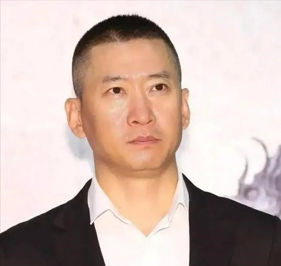 周杰|周杰有病？双商太低脾气太差，是他未能在艺人领域发展的主要原因