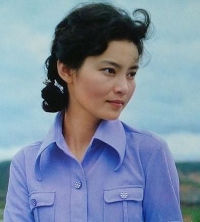 潘虹|她是朱军一生追不到的女人，33岁离婚看破红尘，今68岁一心向佛