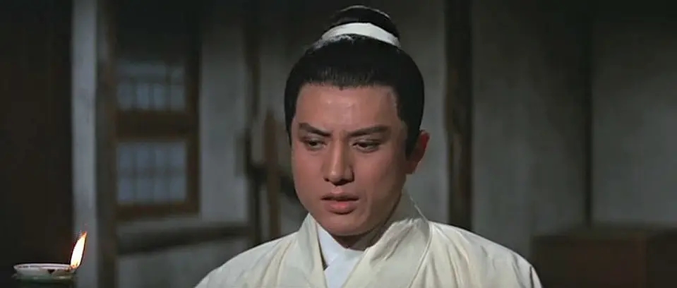 花无缺|10版花无缺颜值对比：谁继承了他爹“第一美男”基因，谁像捡来的