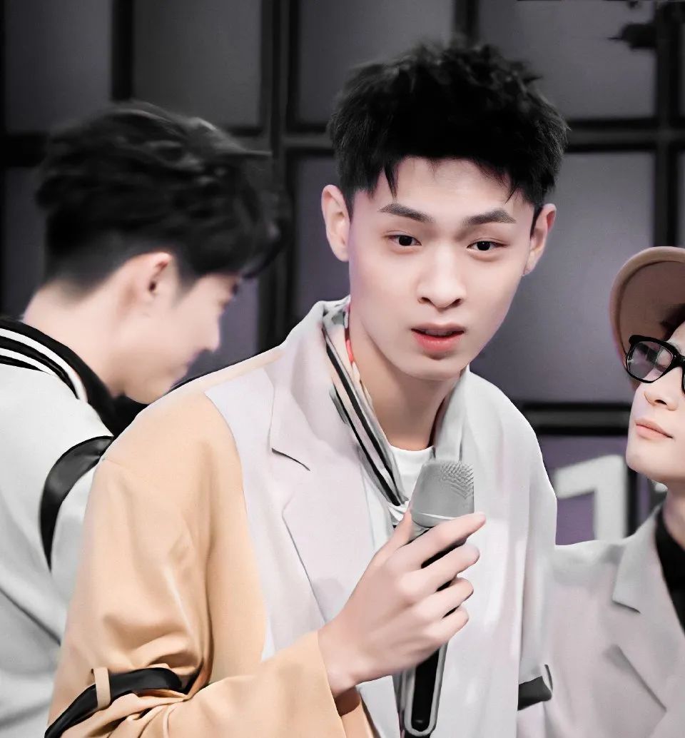 王鸥|实锤了，他俩是真的在一起了！