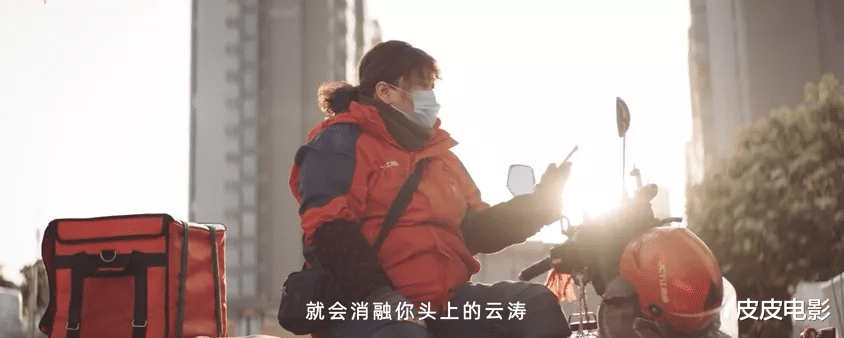 钟汉良|拿下3个第一，没想到年底这部压轴电影，拍出了人世间最美5个拥抱