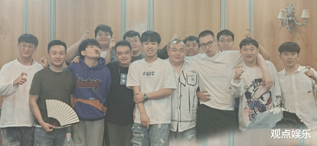 张九龄|张九龄适合当队长吗？栾云平高情商回答，点赞