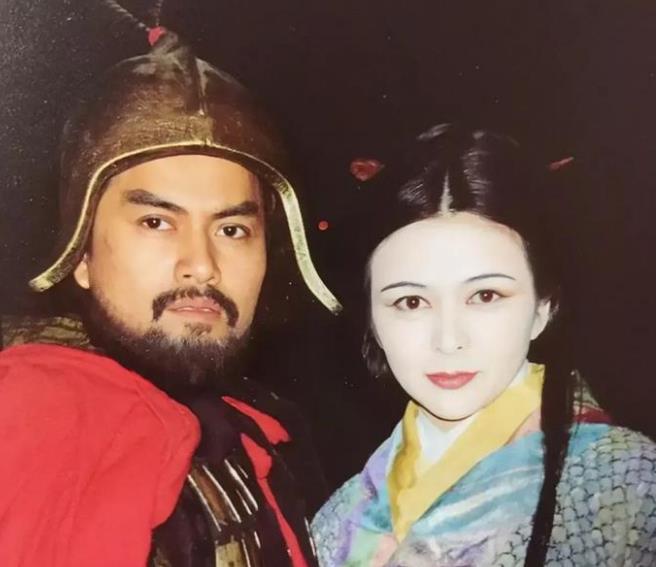 巩俐|一次拍戏，巩俐晚到了一会儿，关芝琳很生气：你是大牌吗？