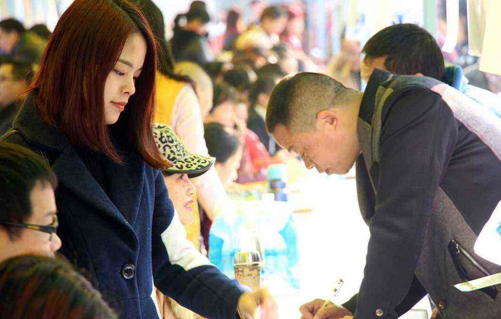 考研|大龄研究生找工作被嫌弃，HR的理由很心酸，你还在逃避式考研吗