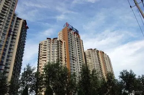 杭州|花369万买的法拍房，竟要交200万税？