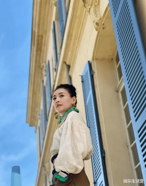 张庭|张庭奢华生活：天天炖燕窝，五个佣人伺候，房子多到找不到家门