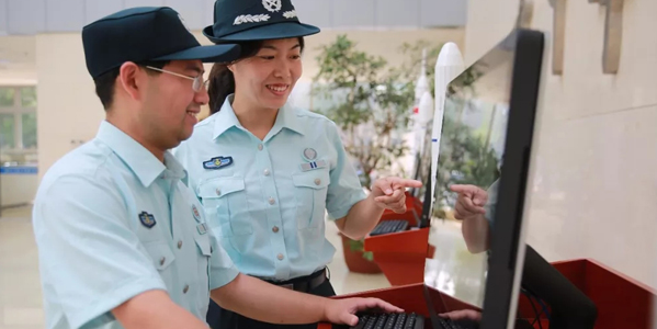 文职|“军队文职”招录遇冷,薪资待遇好,却仍无人问津,是什么原因?