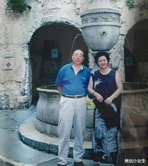 悬剑小女生 “东方夜莺”朱逢博：30岁嫁给老师，守着丈夫的骨灰生活至今