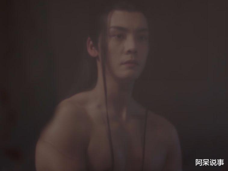 杨幂|杨幂新戏槽点多，法令纹眼窝深演少女，陈伟霆发型丑出天际！