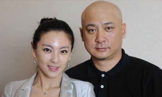 余男|跟导演同居12年却惨遭分手，如今身价高达数十亿，这个人是谁？