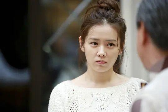 鞠婧祎|“国民女神”孙艺珍：出道21年仍是巅峰，如今39岁依旧少女感爆棚