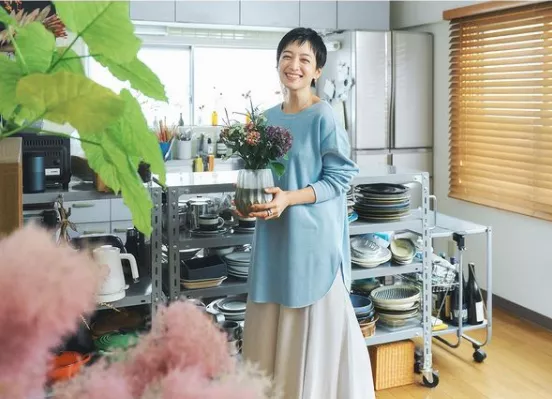 |38岁女星自曝无性禁欲生活：克制欲望的人生，爽爆了！