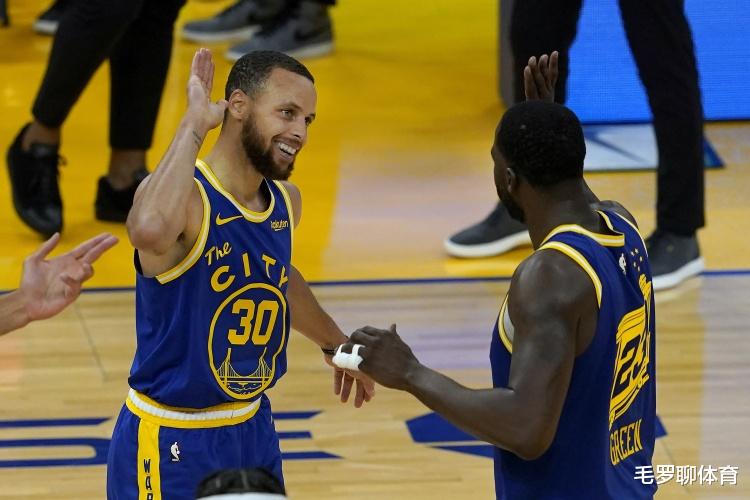 斯蒂芬·库里|暗讽谁?勇士悍将吹库里,从不施压补强怪队友!这是他最伟大特质