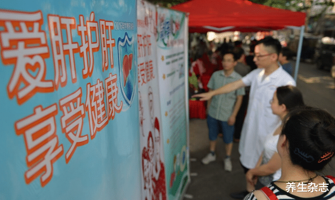 肝脏|35岁男子腹痛入院，确诊肝癌，医生叹息：1种水是“祸根”害了不少人