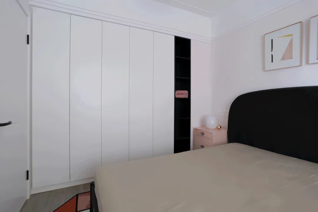 |卧室衣柜别再瞎装了，现在越来越多人这样装，时尚美观又实用！