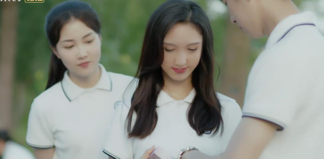 ai|影视剧中频出现“AI换脸”，其背后体现的是演员人品。