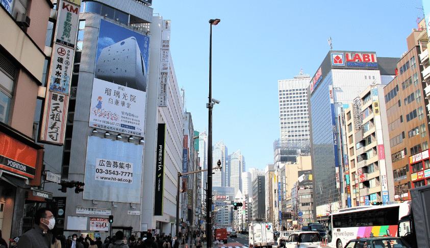 导游|去日本旅游，为什么碰见橙色旗要躲得越远越好，当地导游不愿说明