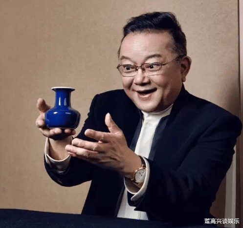 王刚|王刚终于不再回避，揭露8年前误砸2亿古董真相，网友：早说就好了