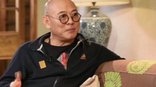 眉间一点猪砂 吴京《长津湖》票房破56亿，李连杰上门蹭饭喝酒被婉拒，理由太好笑