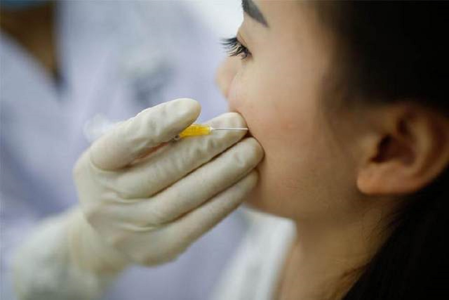 整容|这个女人疯狂整容35年，把自己整残废了还要继续整，这样子真美吗？