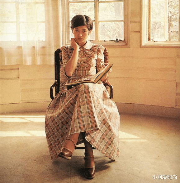 小润爱时尚|厚嘴唇又不高的山口百惠，为何美得时髦少女？她的变美思路值得学