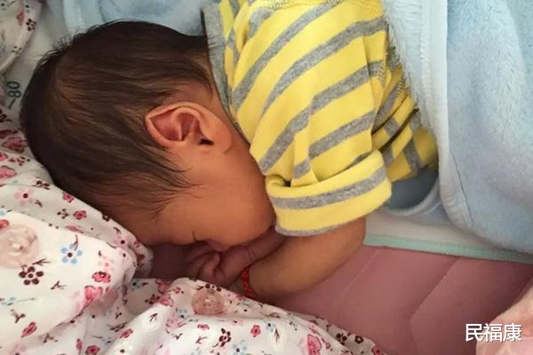 民福康|孩子睡觉总是喜欢张嘴呼吸，对身体有影响吗？怎样纠正？