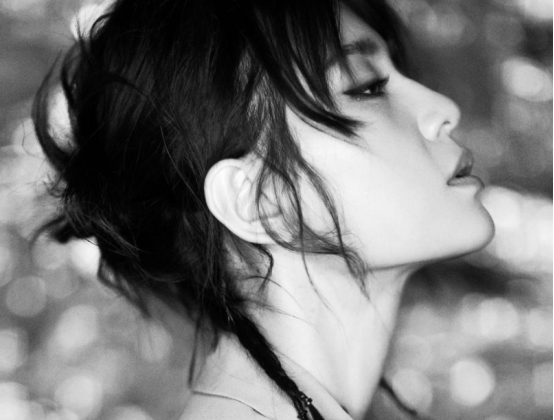 考试|不红可以，有歌唱就行，36岁周笔畅活出了女生想要的样子