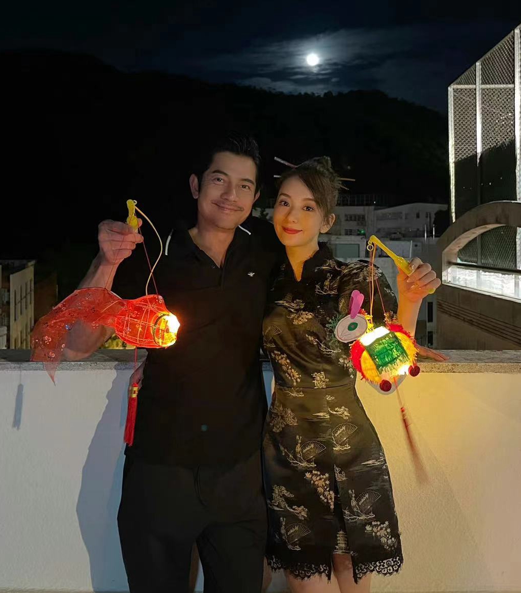 熊黛林|熊黛林送名表为郭可颂庆生，价值30万港元，哄得富豪丈夫相当高兴