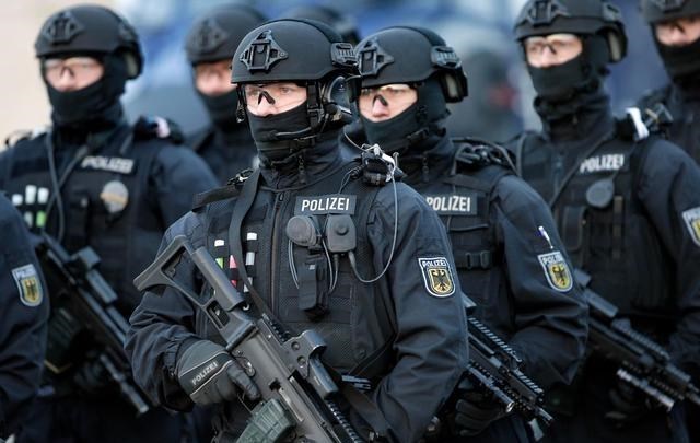 看起來很酷的德國警察-圖9