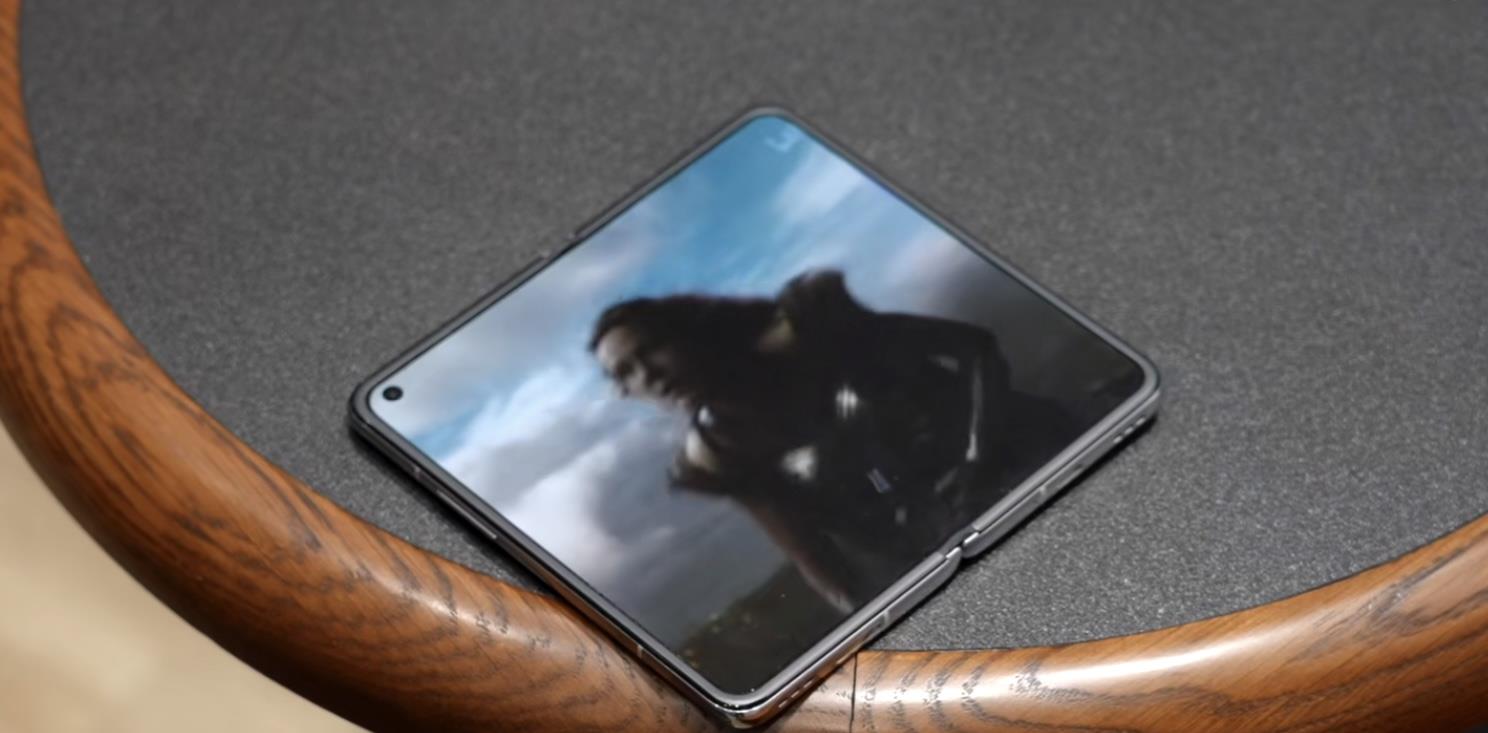 纽约大学|良心之作,7.1英寸+心动价,比华为Mate X2便宜10000多