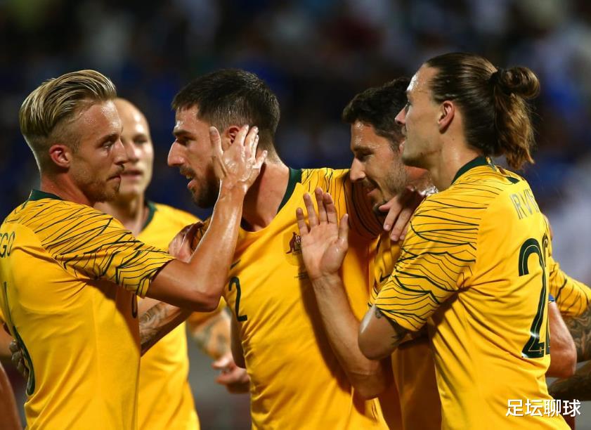 国足|0-3！40强赛大黑马被打回原形，国足重大利好：下场赢球=升至第3