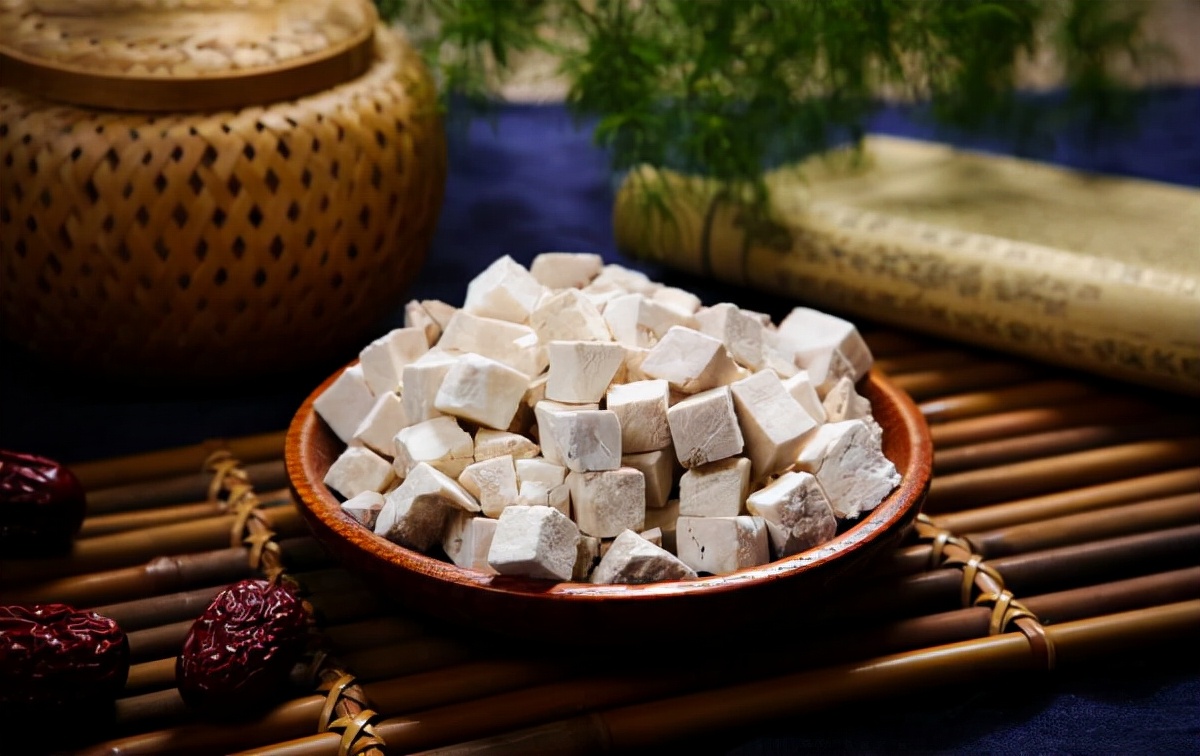 肝脏|身上2处“开裂”,肝脏或已“遍体鳞伤”,若占其一,趁早查肝CT