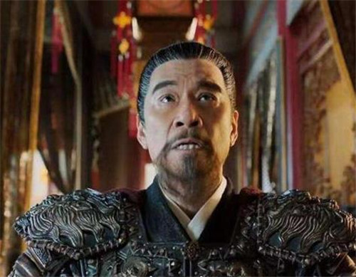 父亲是皇帝，弟弟是皇帝，儿子也是皇帝，只有自己不是，名字耳熟