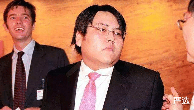 严选 “中国第一败家子”，22岁拥有千亿企业，娶两女星10年花光125亿，如今靠AR地球仪再次翻身