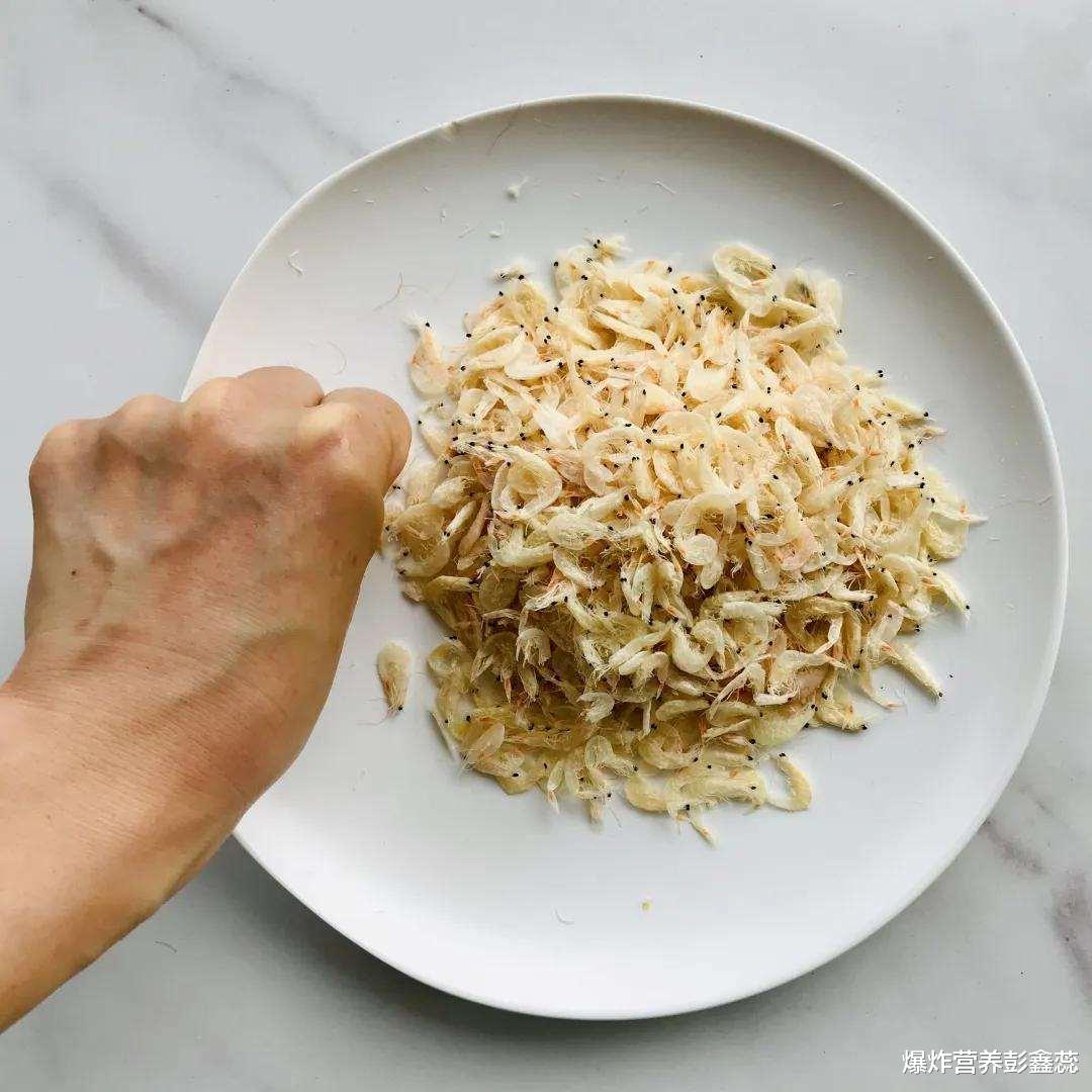 补钙|据说吃虾皮不能补钙?而真正补钙的这2种食物,很多人不爱吃