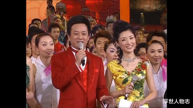 春晚|07年春晚“黑色三分钟”究竟是谁的错？为啥朱军李咏被传打架？