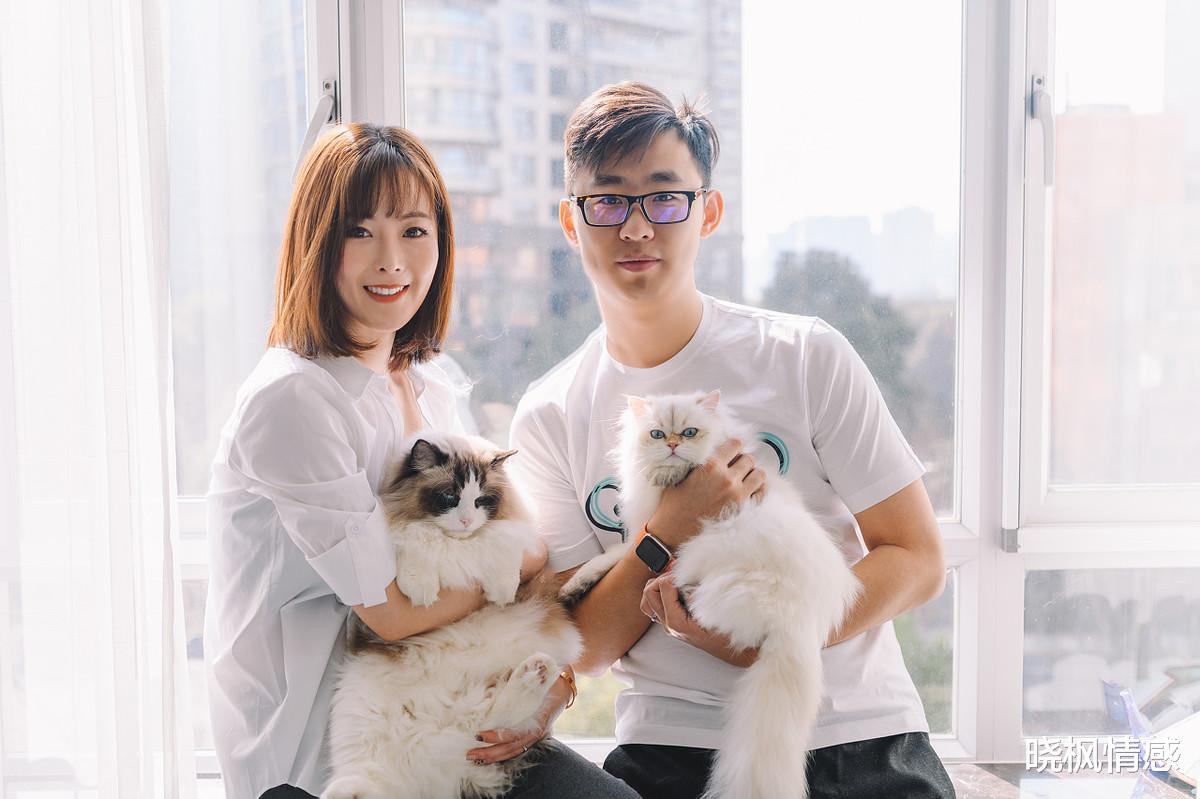晓枫情感 男人到了中年，最迷恋哪种女人？他们给你答案