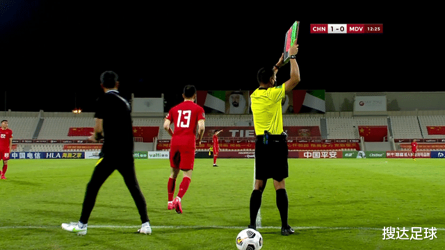 国足|5-0!国足今夜飙升6位,升至榜首,却迎来1大历史魔咒:打平出线