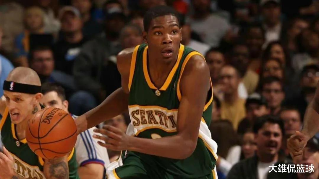 小正太|美媒列出生涯前四个赛季40分次数最多的五人，特雷杨有望历史第二