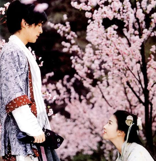 电视剧|《琉璃》走出国门，获韩媒肯定夺得2021中国电视剧第一名，太顶了