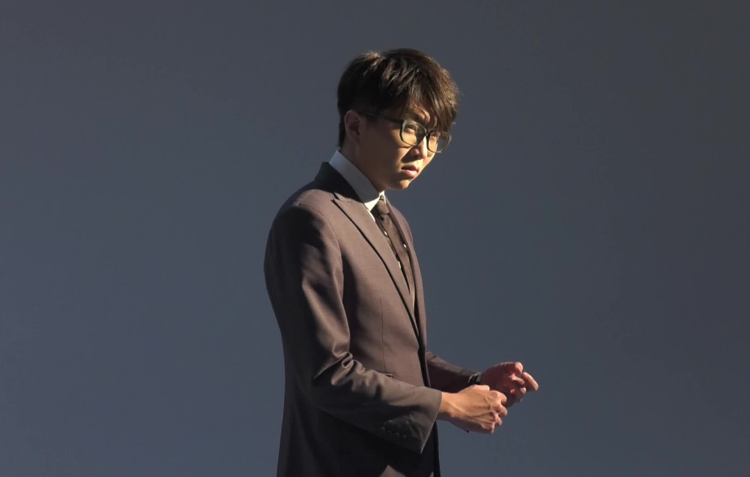 毛不易|毛不易成名的背后，被华晨宇否定，获薛之谦力挺，靠《消愁》逆袭